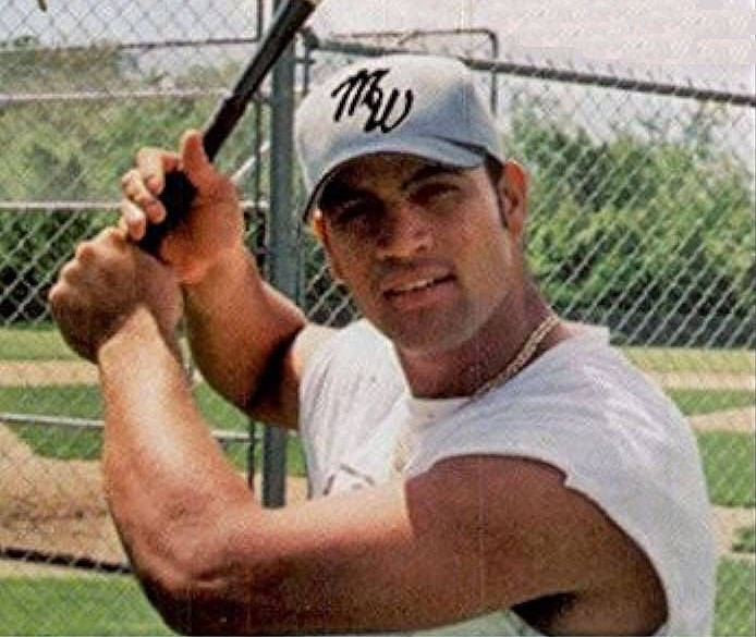 Albert_Pujols-2001-1-2
